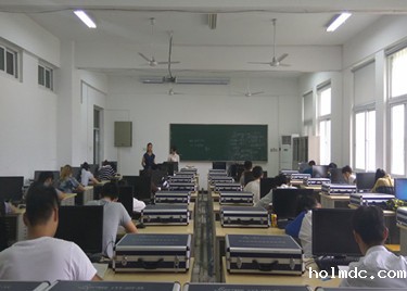 电子通信工程学院举办第二届大学生电工电子大赛