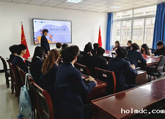 伟德1946还可以举办“职”面未来，“简”出风采简历制作大赛