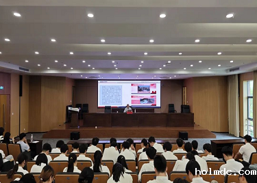 我校举办劳动主题教育讲座 全国劳动模范王怀祥分享劳动故事