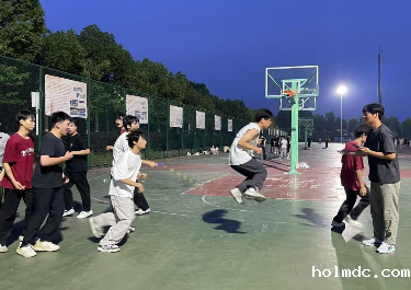 “绳” 采飞扬展青春，“智” 汇活力向未来——伟德1946还可以跳绳比赛圆满落幕